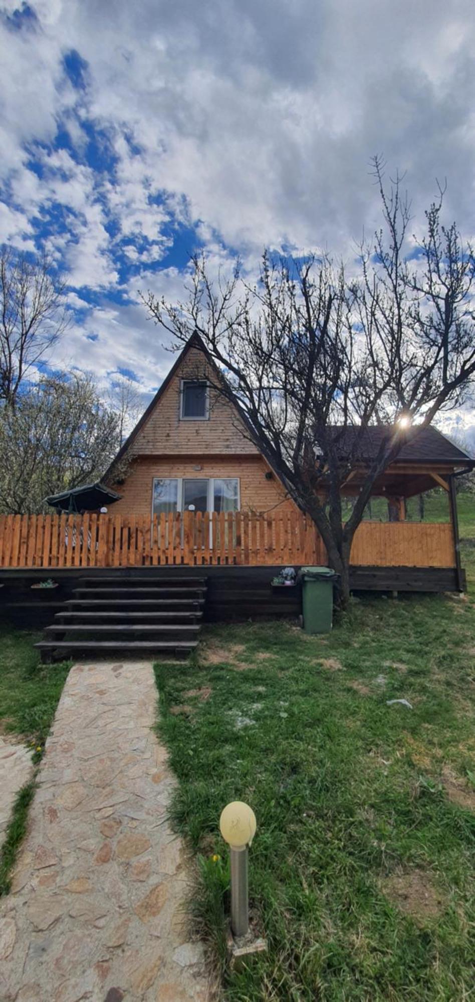 Cabana din livada Pucioasa Exterior foto